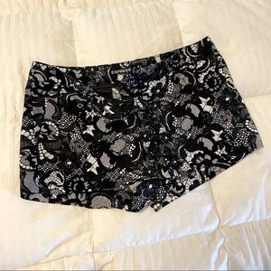 Express Black and White Shorts Size 4